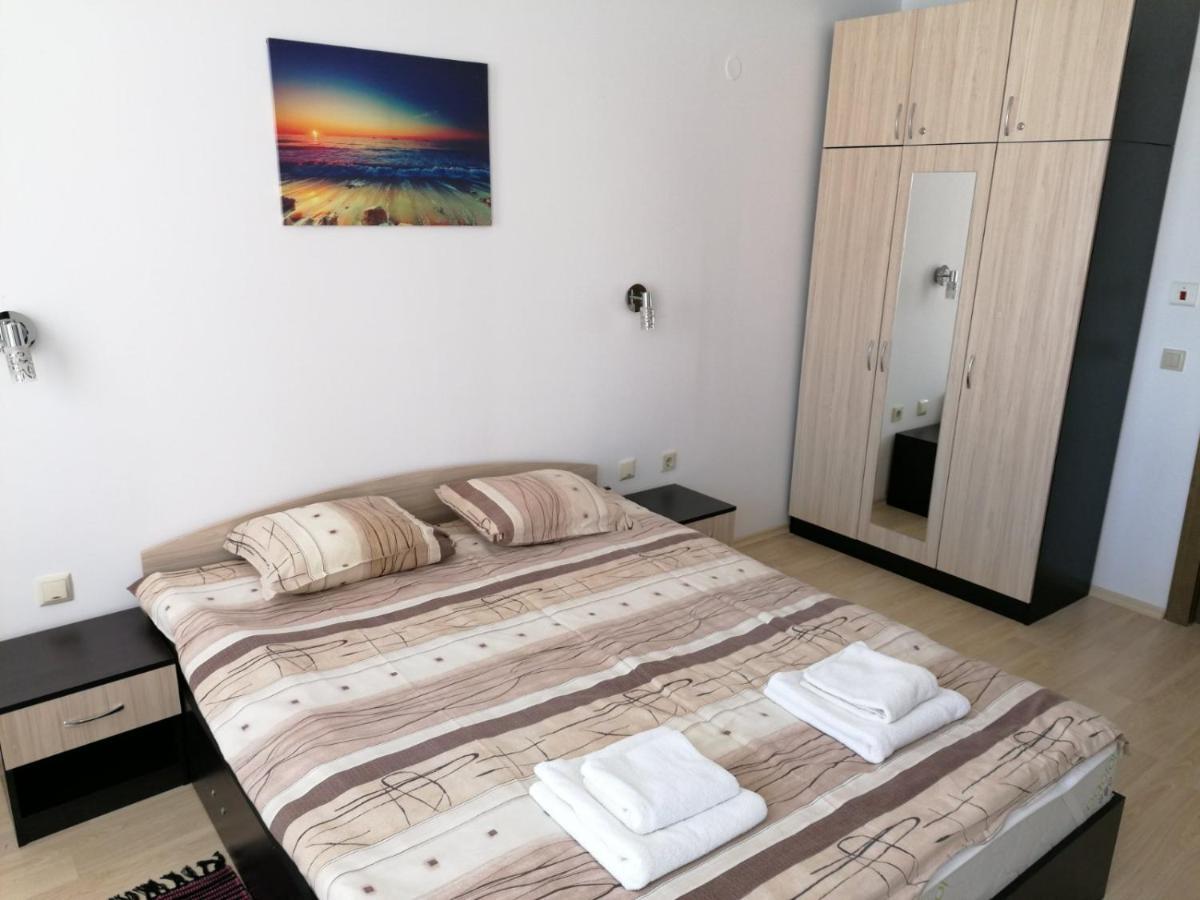 בנסקו Luxury Apartments In St. John Park מראה חיצוני תמונה